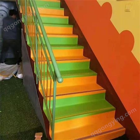 楼梯踏步垫 台阶贴防滑条整体 幼儿园PVC塑胶踏步板地板贴地胶